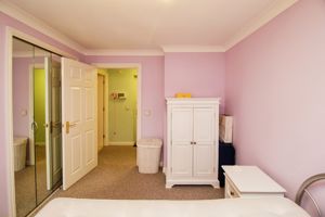 BEDROOM- click for photo gallery